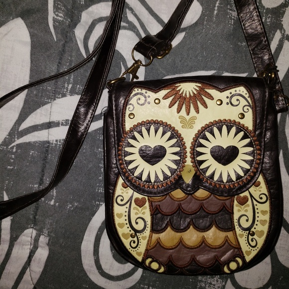 loungefly owl wallet